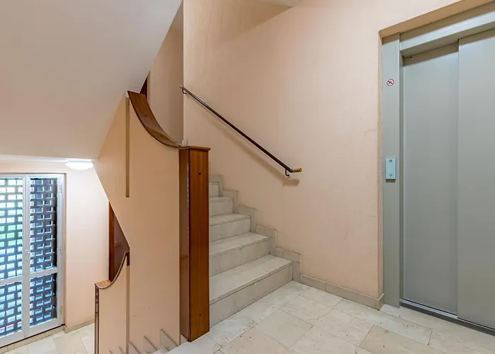 Imperial Of 4 With A View Behind The Station And 10 Min From The Daire *